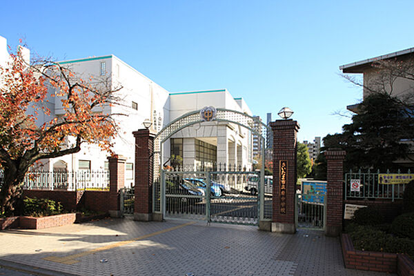 さいたま市立岸中学校（1823m）