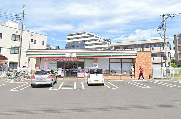 セブンイレブン さいたま鹿手袋店（236m）