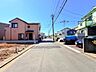 その他：前面道路。現地（2026年10月）撮影
