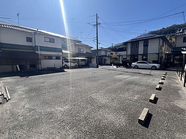 たっぷりの陽光と心地よい風が舞い込む好立地で新生活をスタートさせましょう！ぜひ現地にてご体感ください！