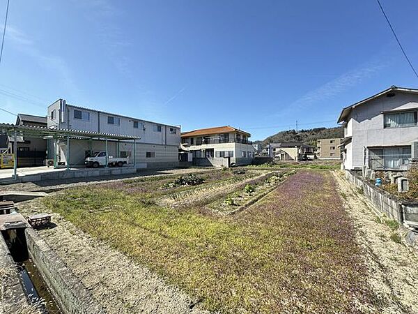 約114坪ある広い土地です。
