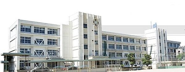 高須小学校 1630m