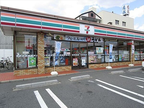 セブンイレブン名古屋葉池町店【営業時間】24時間営業スローガンは「近くて便利」地域の人へのサービスを重視し、配達サービスにも力を入れている。（電子マネー利用可ＡＴＭありネット通販あり）nana…