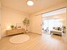 洋室：リビングとつながるお部屋は、お客さまが遊びに来た時にも使えますし、ちょっと疲れた時にお昼寝できるのもうれしいですね。
