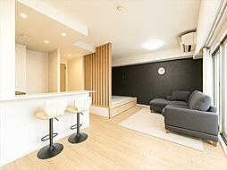 ファミリアーレ尾頭橋 2LDKのリビング/ダイニング