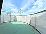 その他：お天気のいい日にはたっぷりと陽を取り込むことができ、ベッドの上のお布団もふかふかになりそうですね。
