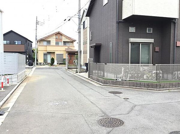 北西側道路（5ｍ）