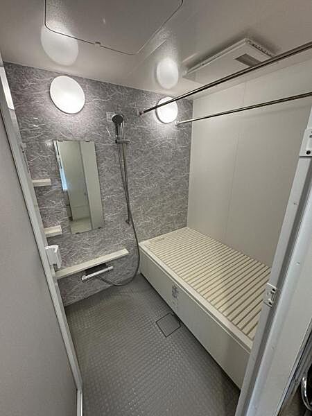1418サイズのユニットバスです。