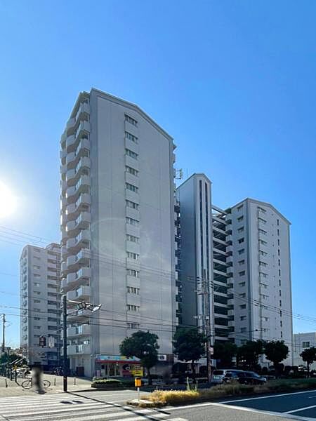 外観：327001692026