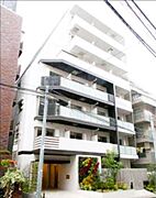 南新宿駅より徒歩3分 築9年11ヶ月 9階建の賃貸物件