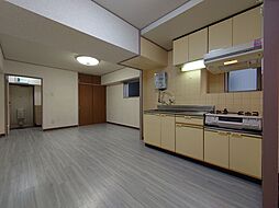 都営大江戸線 門前仲町駅 徒歩7分の賃貸マンション 5階1LDKのリビング/ダイニング