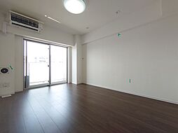 都営新宿線 大島駅 徒歩3分の賃貸マンション 1階1Kのリビング/ダイニング