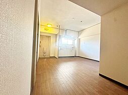 今津マンション 3階2DKのリビング/ダイニング