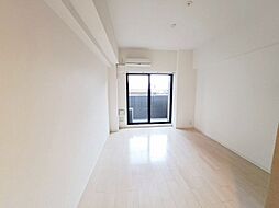 サムティ大阪GRAND EAST 10階1Kのリビング/ダイニング