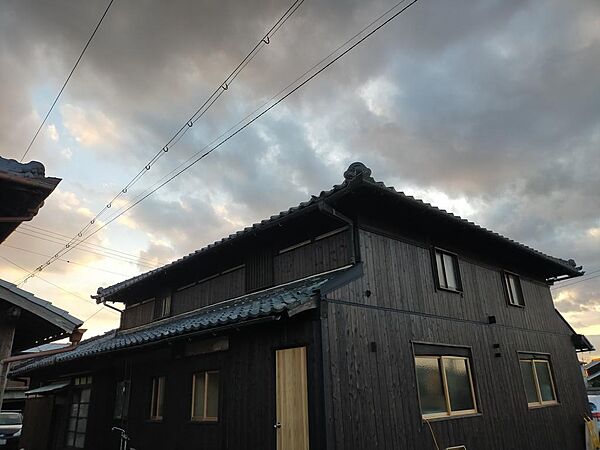 北東側からです。