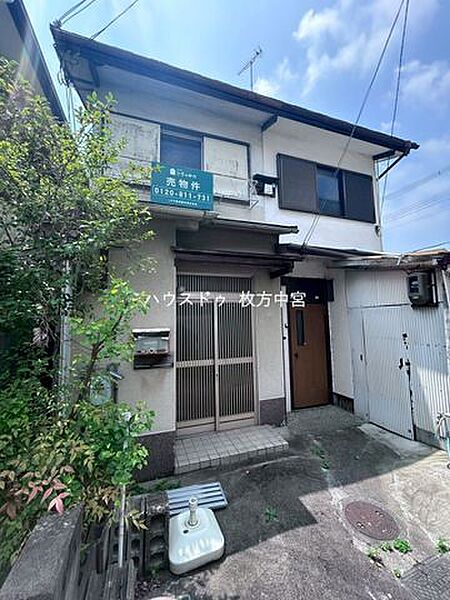 外観：327001668124