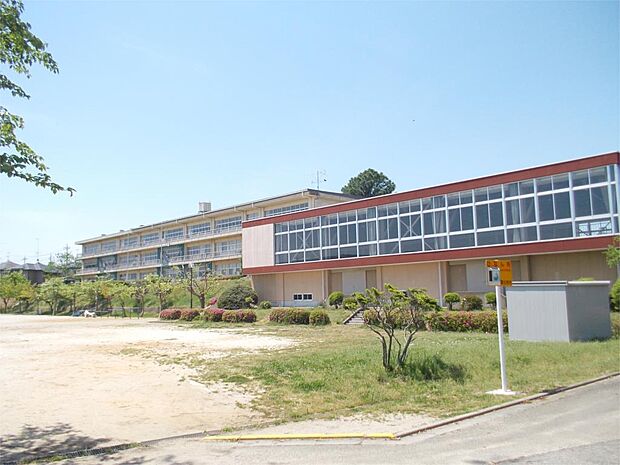 石岡市立南小学校（1444m）