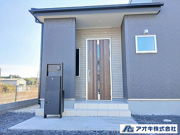 外構・内装工事のご相談受け溜まっております♪