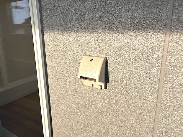 バルコニー内外部コンセント