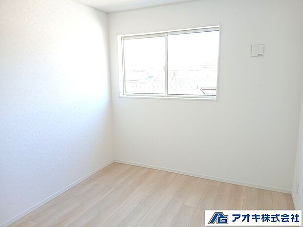 ●クローゼット。各部屋にクローゼットを設置しております。