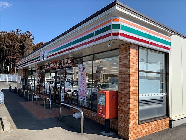 セブンイレブン美野里西郷地店（500m）