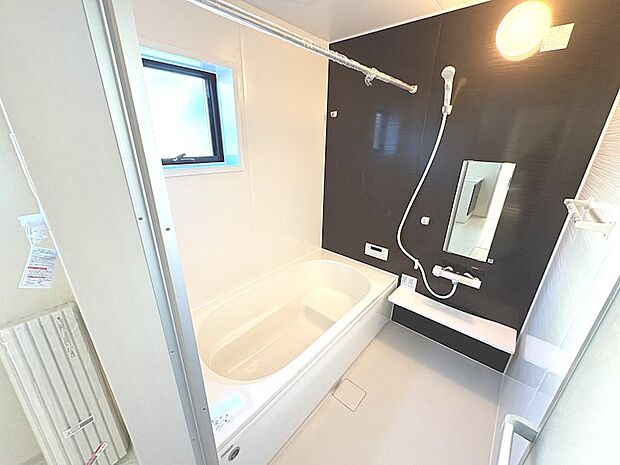 ●プレーンフロア（断熱仕様）翌朝にはカラッと乾いてお手入れもラクラクです。