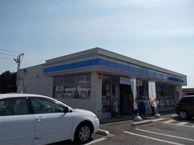 ローソン 小美玉羽鳥店（503m）