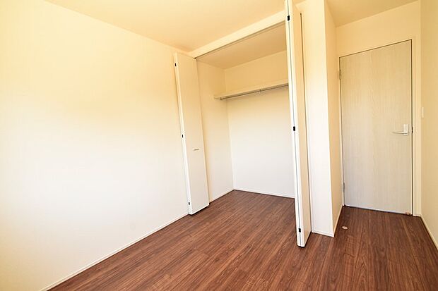 ●各お部屋5.2帖の無駄のない大きさとなっております♪