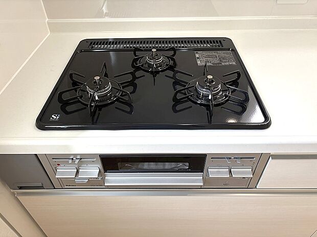 ●3口コンロ+グリル+調味料ストッカー