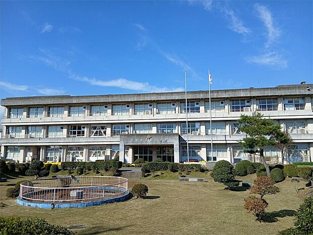 石岡市立林小学校(2638m)