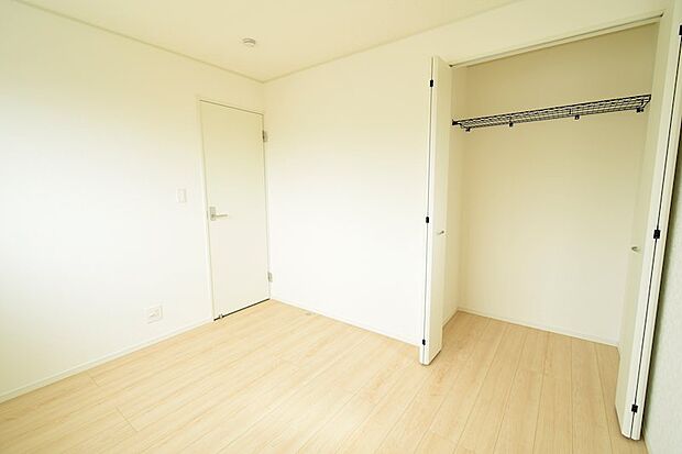 6帖のお子様部屋です♪