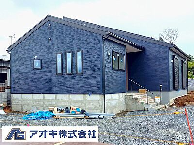 外観:現地のご案内可能です♪※まだ完成しておりません。 ご見学の際は「0299-27-5571」までお問合せ下さい♪ 外観:現地のご案内可能です♪※まだ完成しておりません。 ご見学の際は「0299-27-5571」までお問合せ下さい♪