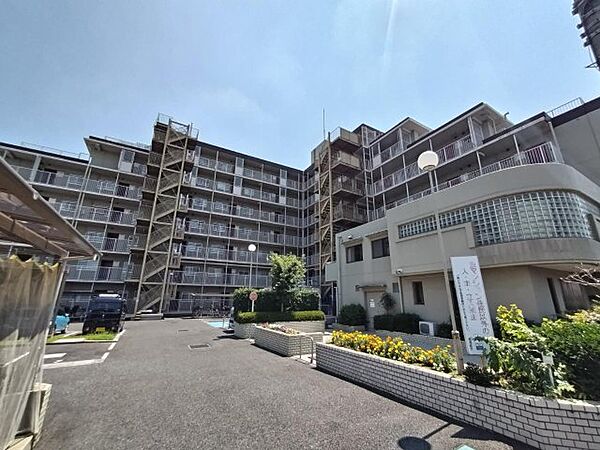 apartment 埼玉県鶴ヶ島市大字脚折1502-4
地図を見る