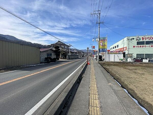 前面道路含む現地写真