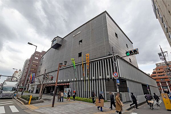 国立文楽劇場の外観