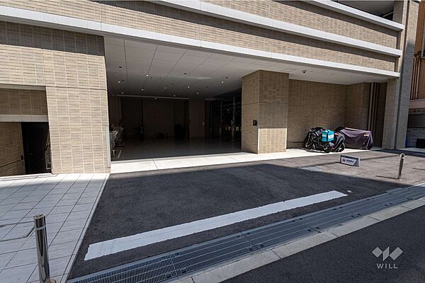 敷地内駐車場（屋内機械式）