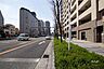 その他：敷地南東側の前面道路（北東側から）