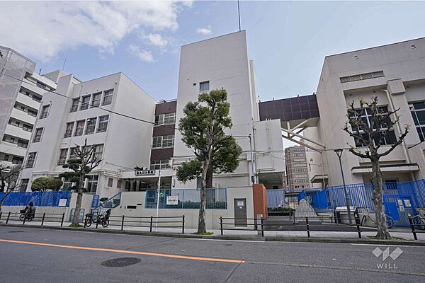 南大江小学校[公立]の外観