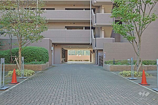 駐車場の出入り口