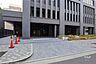 駐車場：駐車場の出入口