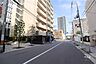 その他：敷地南側の前面道路