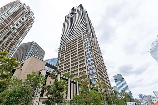 グラングリーン大阪THENORTHRESIDENCEの外観（北西側から）