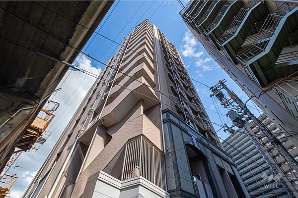 エステムプラザ梅田中崎町2の外観（北西側から）