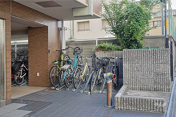 駐輪場