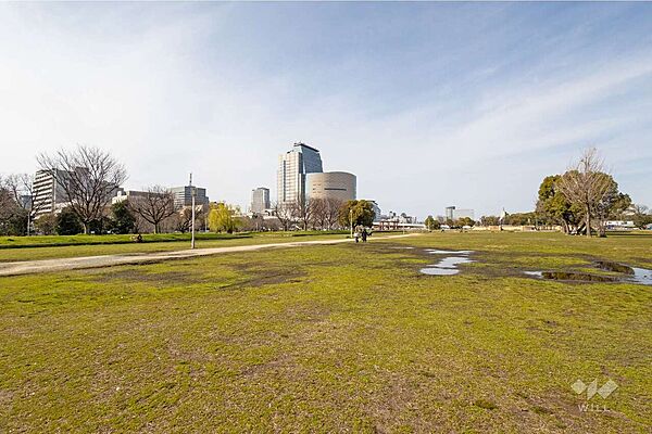 難波宮跡公園の外観
