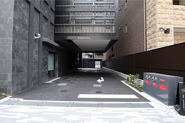 駐車場の出入口
