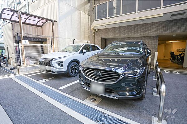 敷地内駐車場（屋外平面式）