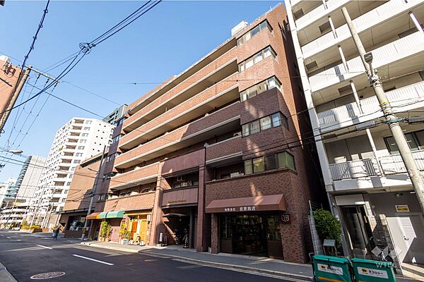 ライオンズマンション四ツ橋の外観（南西側から）