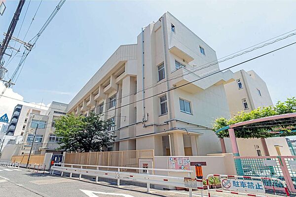 大淀小学校[公立]の外観