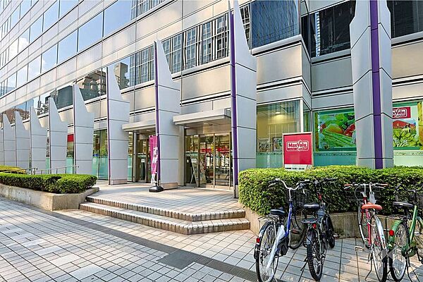 マックスバリュ(西梅田店)の外観